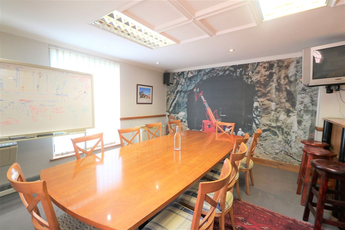 Commercial Standalone Building of 800m2 For Sale in 41 Wessels Road in Rivonia Edenburg - Photo 4