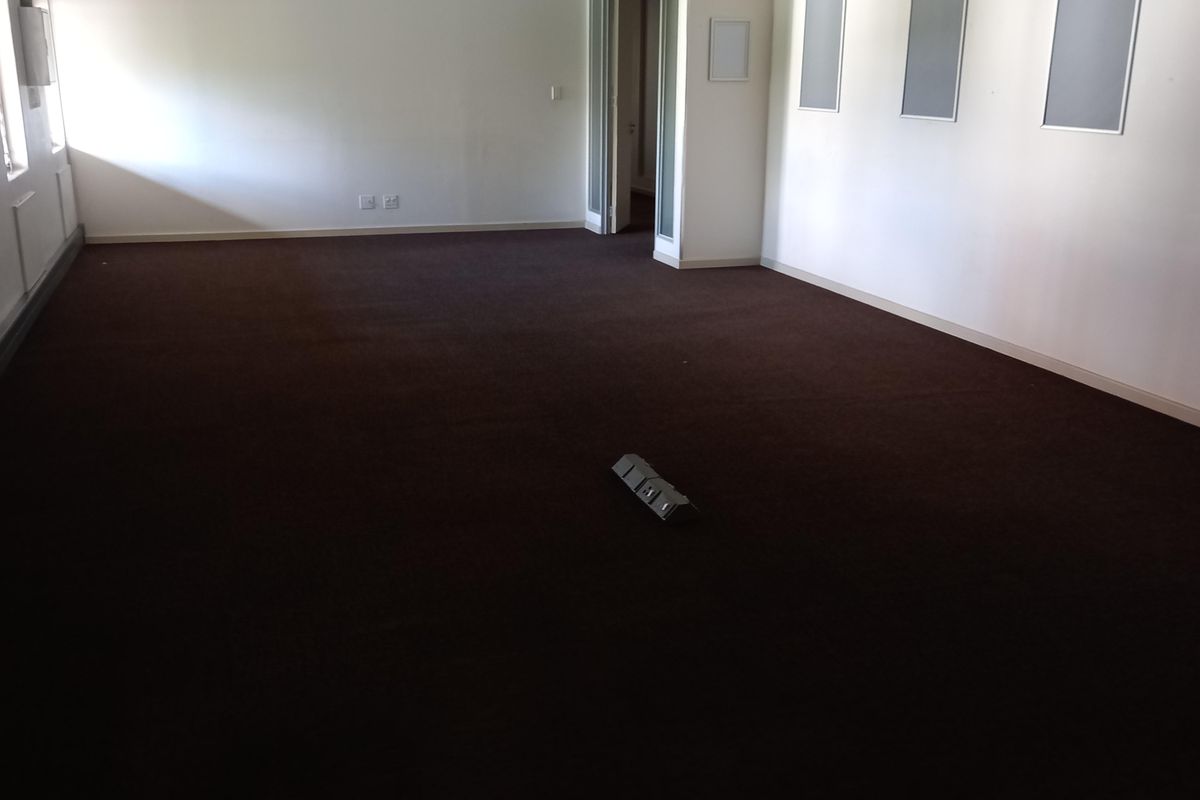 Premium office space to rent Hatfeild - Photo 4