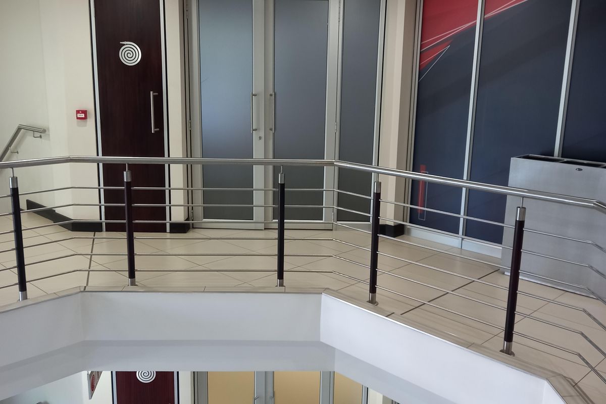Premium office space to rent Hatfeild - Photo 2