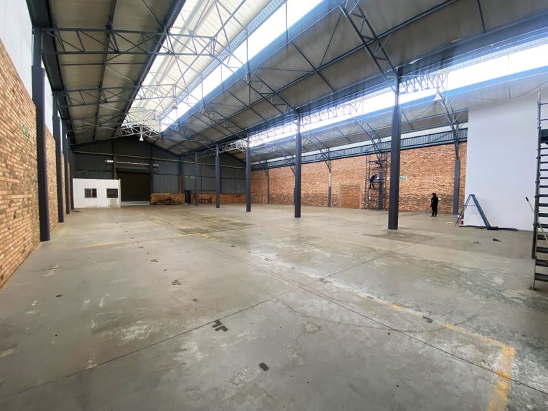 1,160m2 Warehouse To Let in Tillbury Business Park Midrand - Photo 4