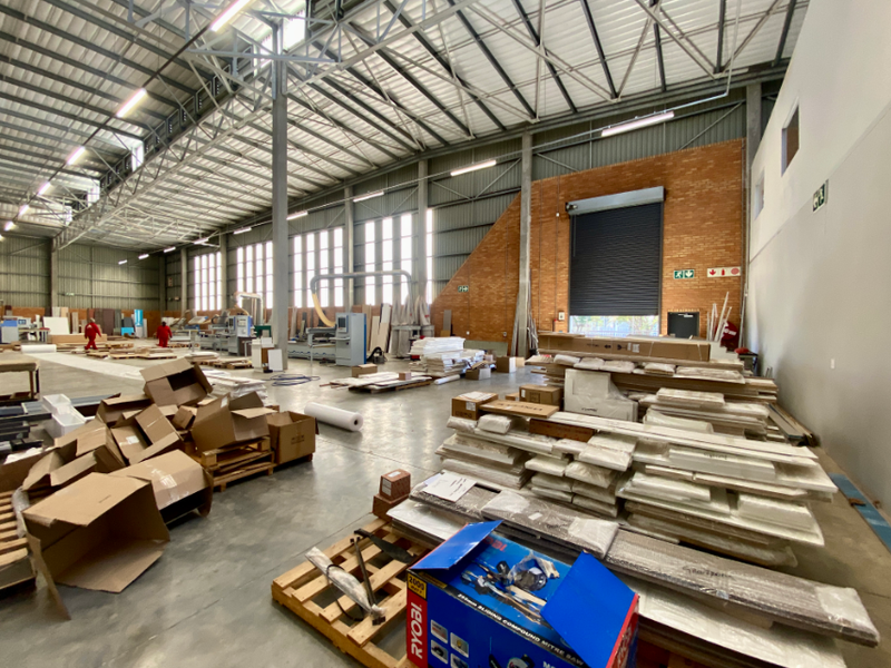 3,215m2 Dual-Unit Industrial Warehouse To Let in Randjespark Midrand - Photo 9