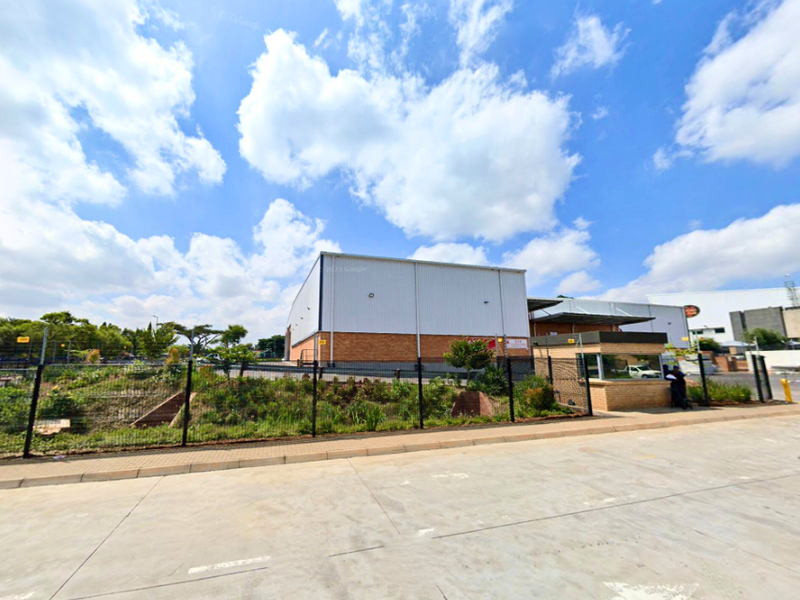 3,215m2 Dual-Unit Industrial Warehouse To Let in Randjespark Midrand - Photo 2