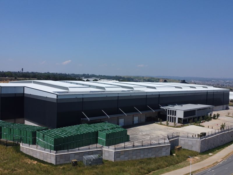 19099 sqm Warehouse to let in Longlake - Photo 8