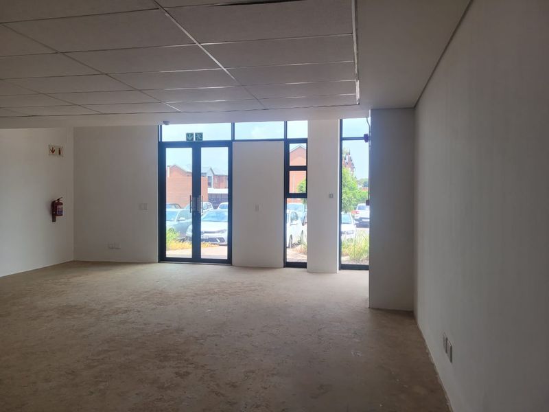 197m2 Warehouse TO LET in Eco Park - Photo 10