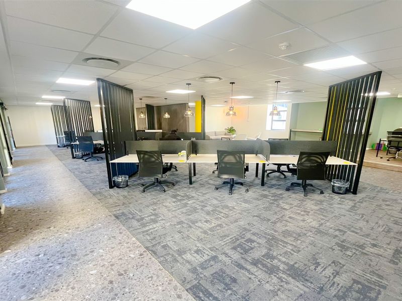 351m2 office space to rent in Melrose Arch - Photo 10