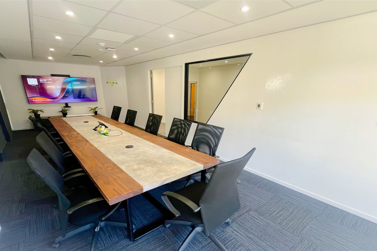 351m2 office space to rent in Melrose Arch - Photo 4