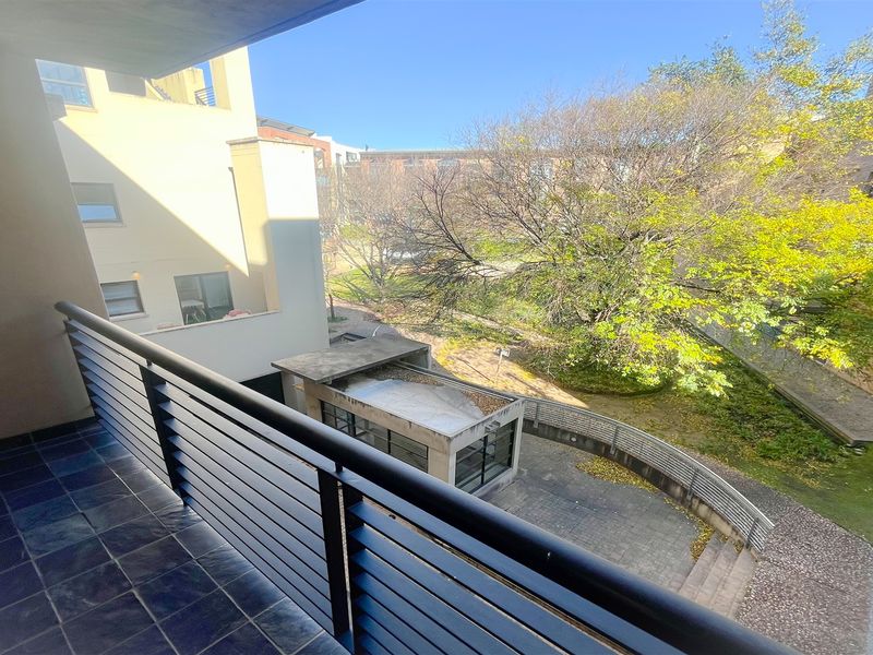 351m2 office space to rent in Melrose Arch - Photo 9