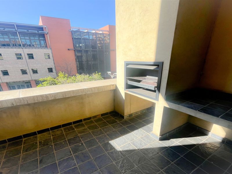 351m2 office space to rent in Melrose Arch - Photo 8