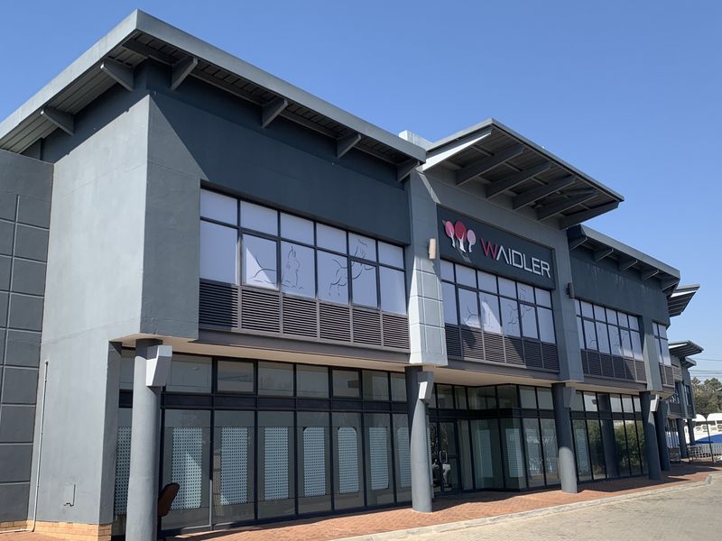 Warehouse to let in Linbro Park - Photo 7