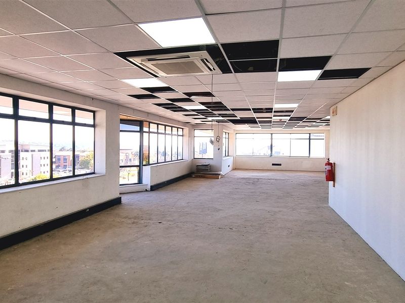 Office space to let on the 2nd floor of 371 Rivonia Boulvard - Photo 7