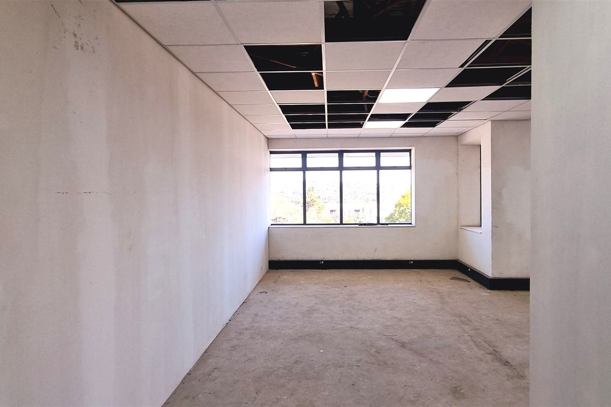 Office space to let on the 2nd floor of 371 Rivonia Boulvard - Photo 4