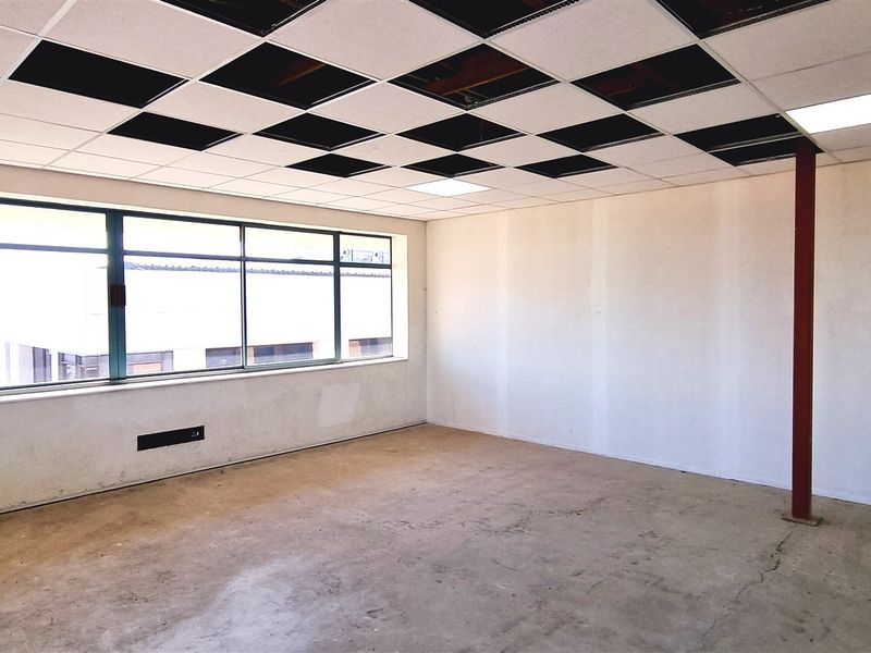 Office space to let on the 2nd floor of 371 Rivonia Boulvard - Photo 9