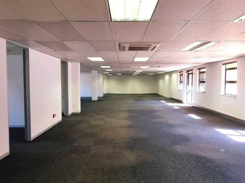 Office space to let in 6 Kikuyu Road - Photo 6