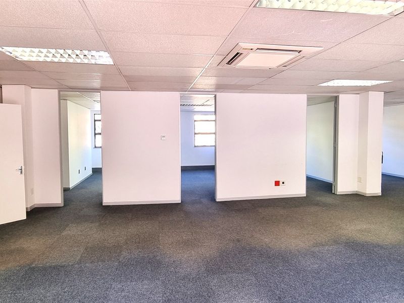 Office space to let in 6 Kikuyu Road - Photo 8