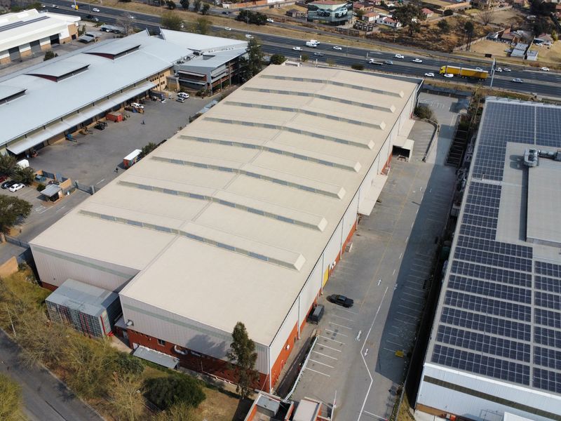 Warehouse to let in Longmeadow - Photo 2