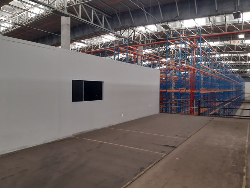 Warehouse to let in Longmeadow - Photo 9