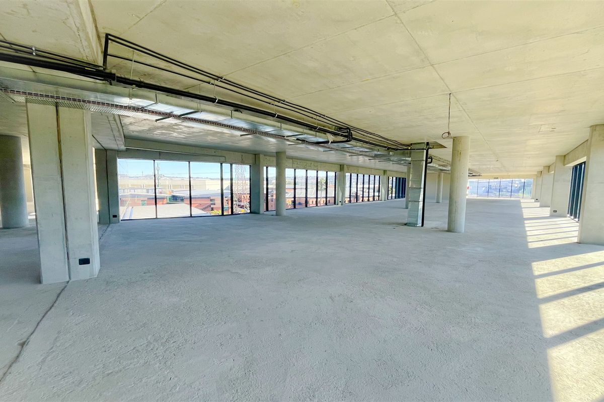 Premium office space available to let - Photo 5