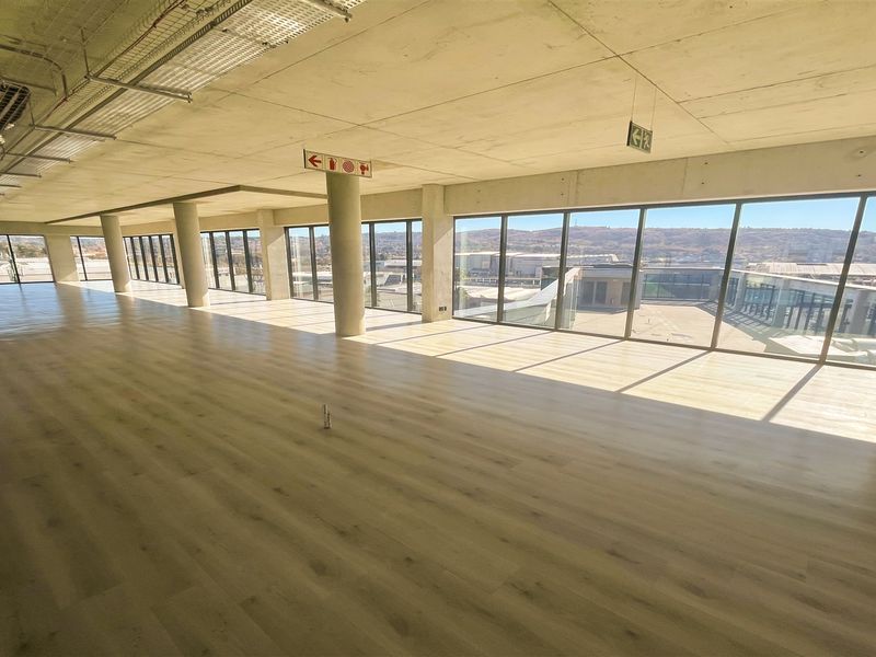 Premium office space o let - Photo 8