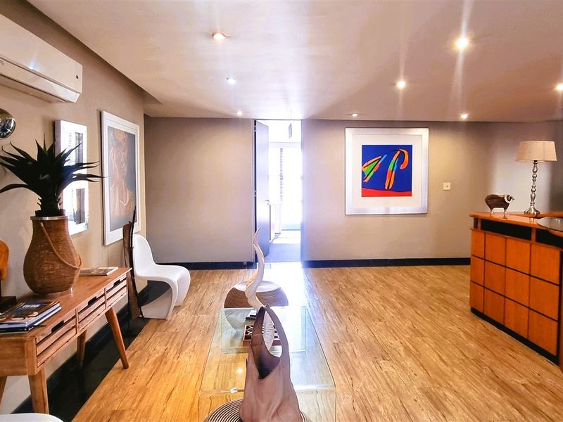 Freestanding building For Sale in Rivonia - Photo 2