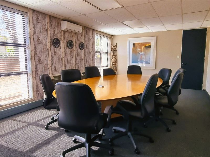 Freestanding building For Sale in Rivonia - Photo 4