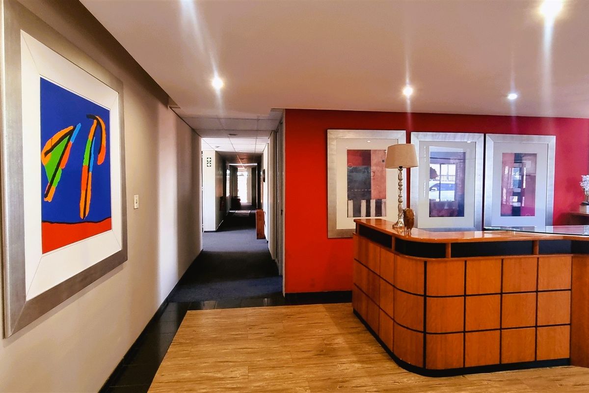 Freestanding building For Sale in Rivonia - Photo 3