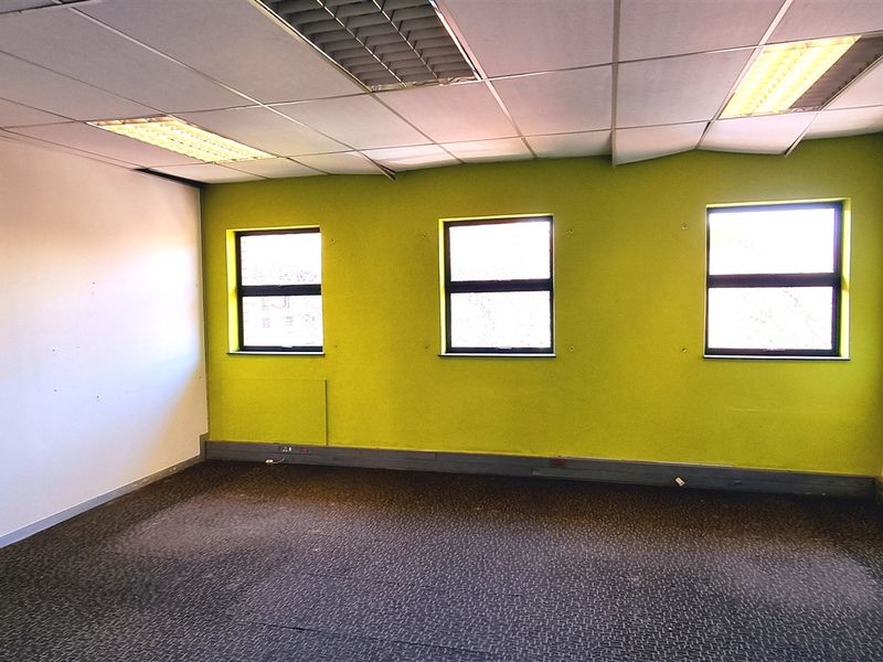 Office space to let in 6 Kikuyu Road - Photo 6