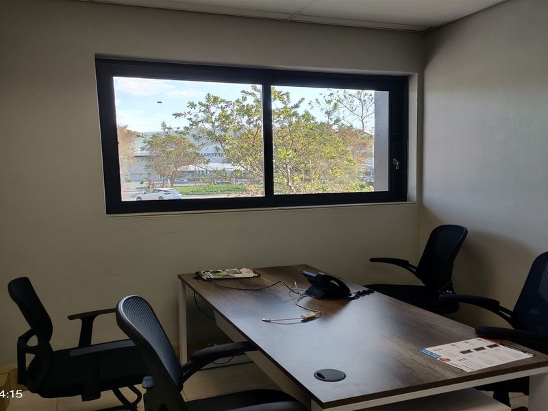 1545m2  Warehouse  - TO LEASE - Photo 6