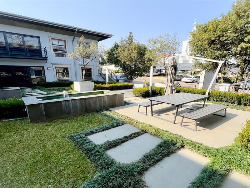 383m2 office space to let in Houghton Estate - Photo 7