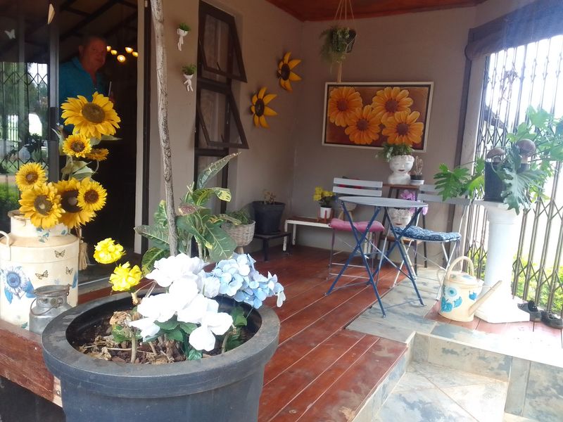 Immaculate Farm with Luxury Living & Top-Class Facilities - Photo 6