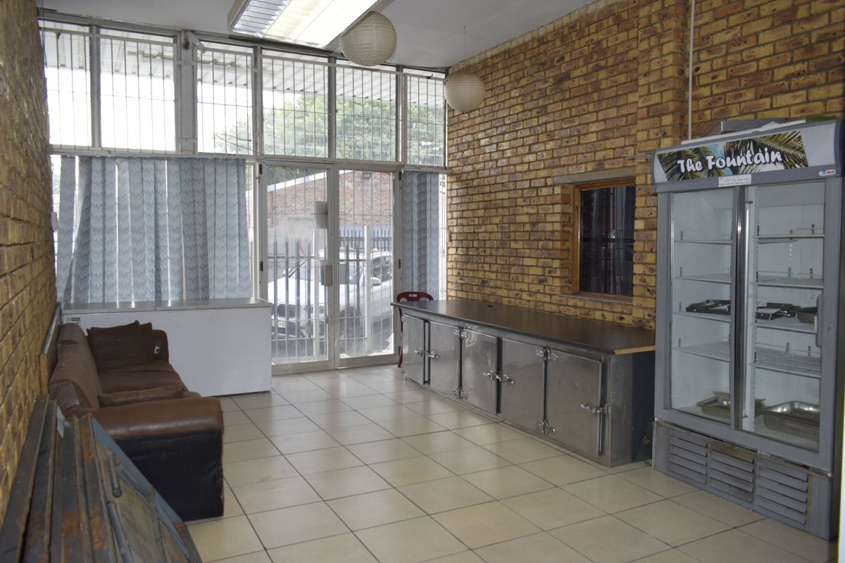 Commercial property for sale in Boksburg - Photo 4