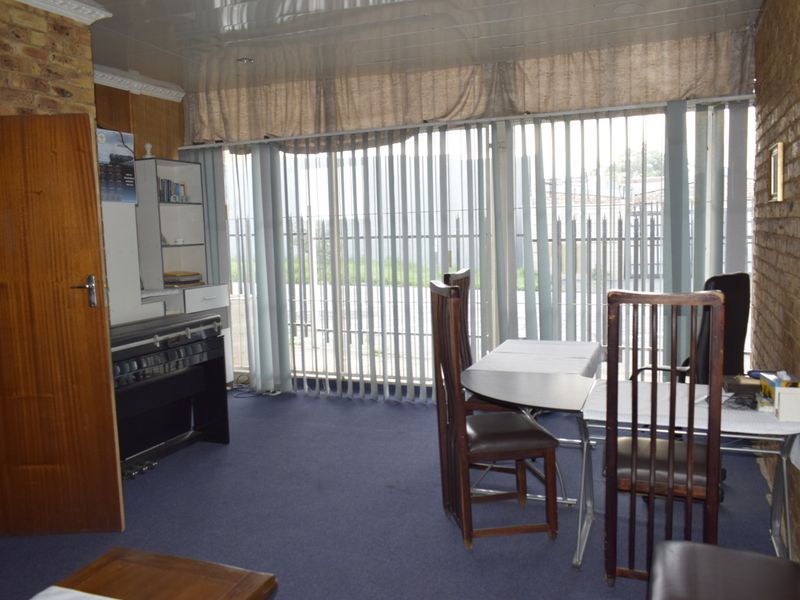 Commercial property for sale in Boksburg - Photo 5