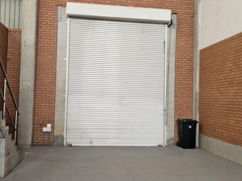 Secure, Modern & Well-Located Warehouses for Lease in Modderfontein - Photo 3