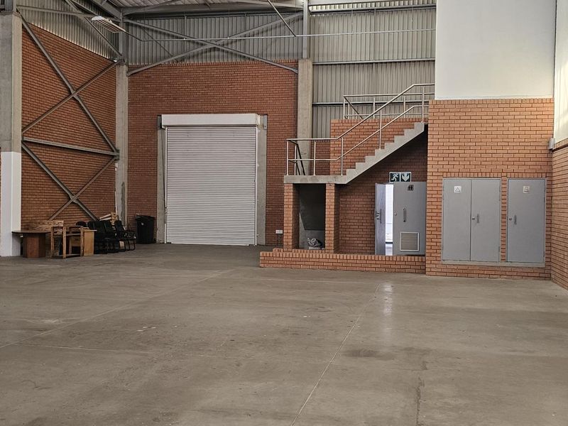 Secure, Modern & Well-Located Warehouses for Lease in Modderfontein - Photo 8