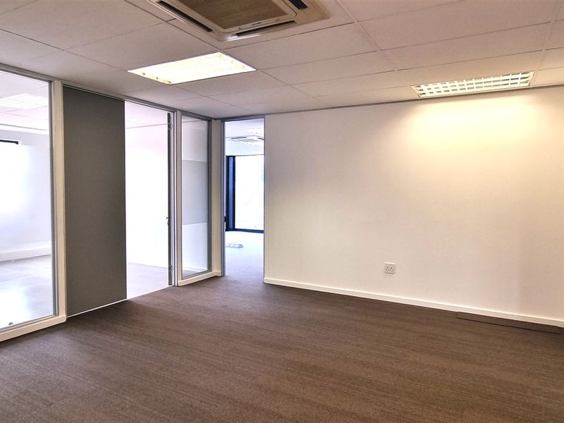 Office space to let in Kildrummy Office Park - Photo 4