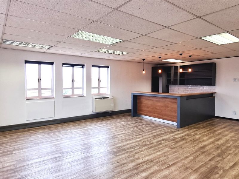 Office space to let in Wedgewood Office Park - Photo 6