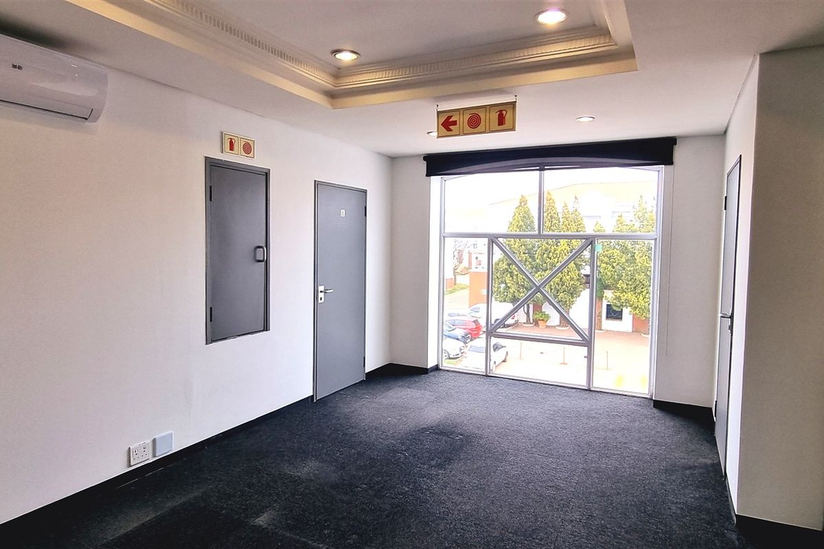 Office space to let in Wedgewood Office Park - Photo 5