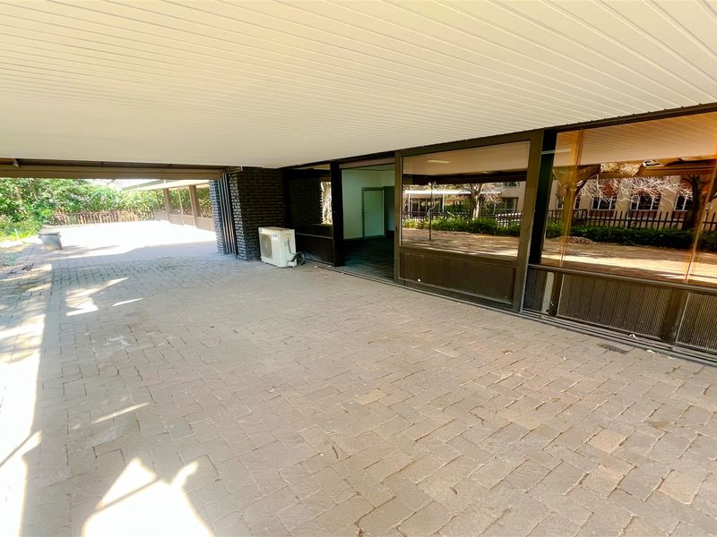 334m2 office to let in Bedfordview - Photo 7