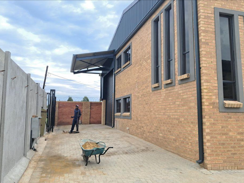 Stunning Newly Built A-Grade Warehouse Available To Let - Photo 6