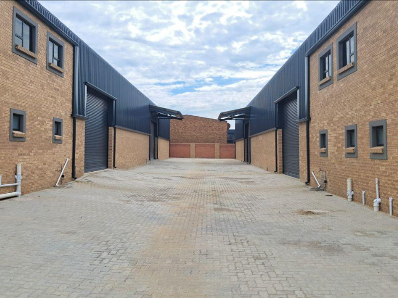 Stunning Newly Built A-Grade Warehouse Available To Let - Photo 7