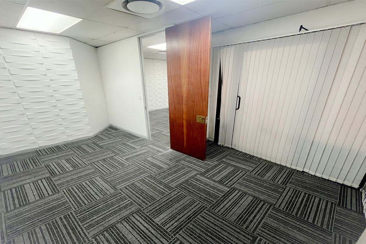320m2 office space to let in Bedfordview - Photo 3