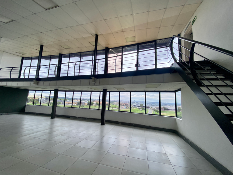 Prime Office Space with Exceptional Views of Kyalami Grand Prix Circuit - Photo 6