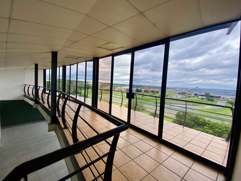 Prime Office Space with Exceptional Views of Kyalami Grand Prix Circuit - Photo 7