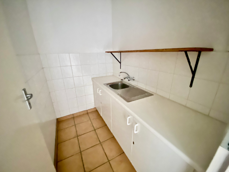 Prime Office Space with Exceptional Views of Kyalami Grand Prix Circuit - Photo 5