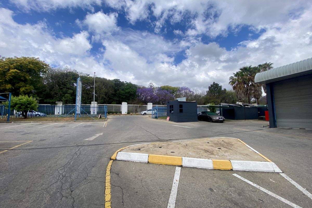 125m2 Mini Warehouse To Let – Prime Midrand Location, Secure & Ready for Immediate Occupation - Photo 5