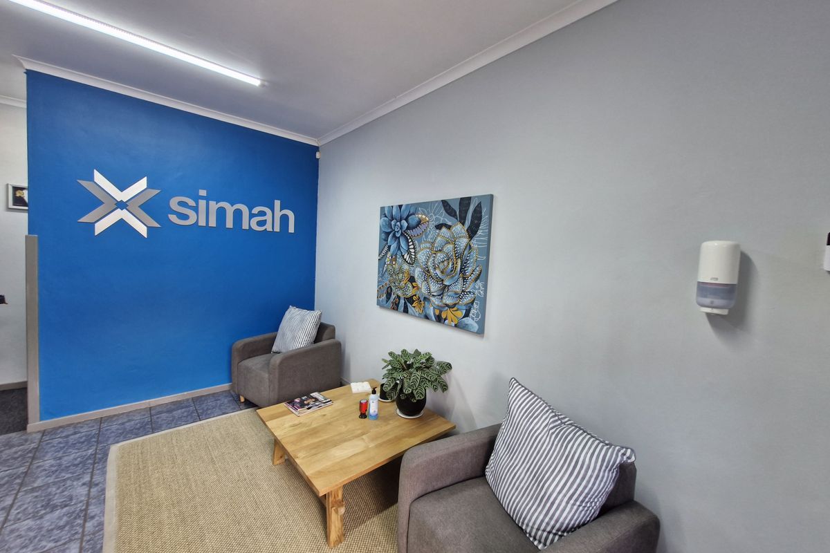 Beautiful big office space available to rent in die Hoewes - Photo 3