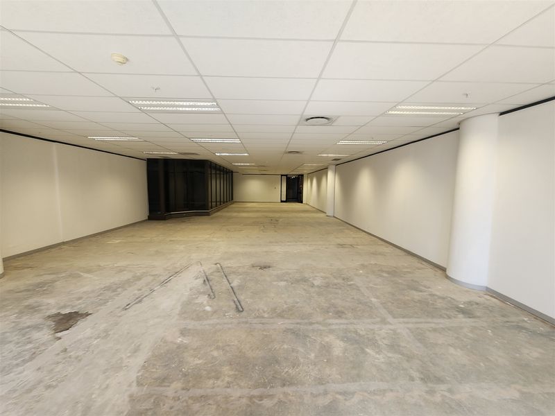 Offices to let in Sandown, Sandton - Photo 8