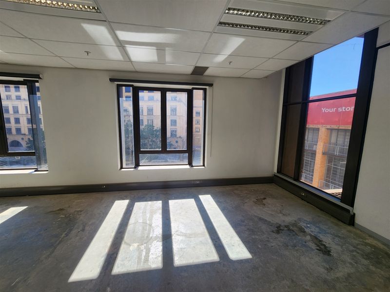 Offices to let in Sandown, Sandton - Photo 6