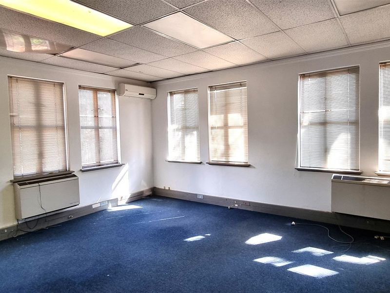 Office space to let in a Freestanding building in Rivonia - Photo 5