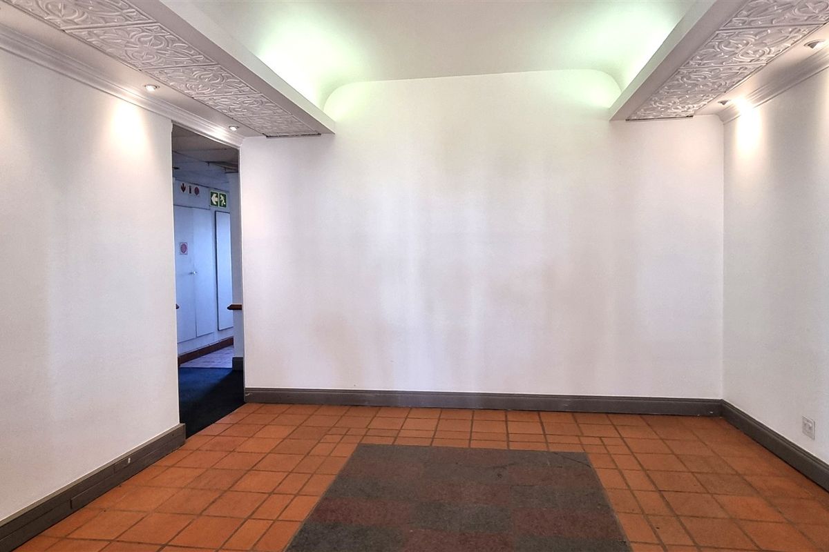 Office space to let in a Freestanding building in Rivonia - Photo 3