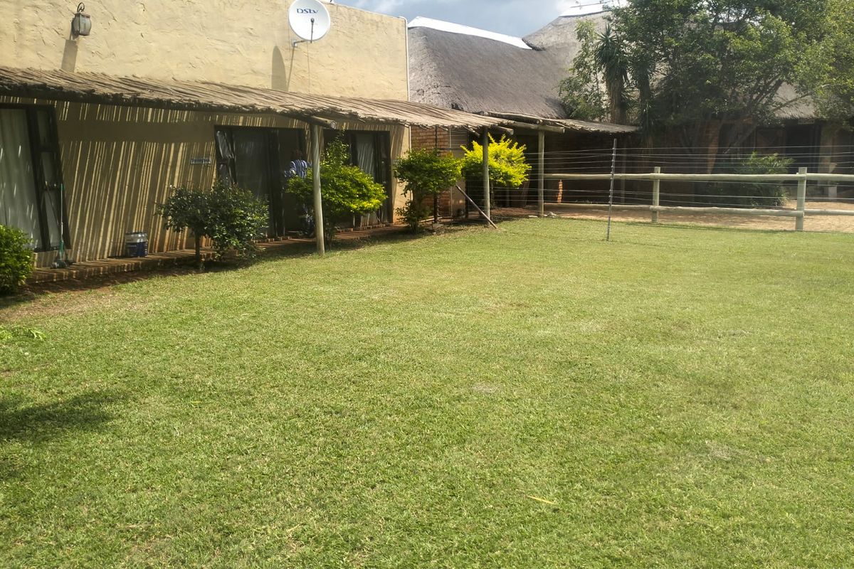 Boschfontein Smallholding – Opportunity, Income & Tranquility on 3.6 Ha - Photo 5